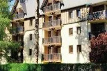Pierre & Les Embruns Aparthotel 2*